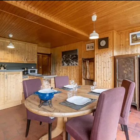 Overlooking The Mont Blanc Range Appartement