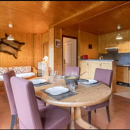 Overlooking The Mont Blanc Range Apartmán