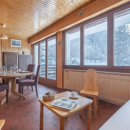 Overlooking The Mont Blanc Range Apartmán