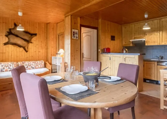 Overlooking The Mont Blanc Range Apartment